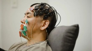 ChatGPT联动脑机接口,用脑电波回邮件!科幻成真了